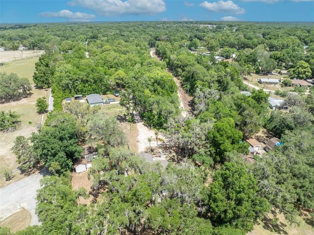 13450 SE 105TH TERRACE, Ocklawaha, FL 32179