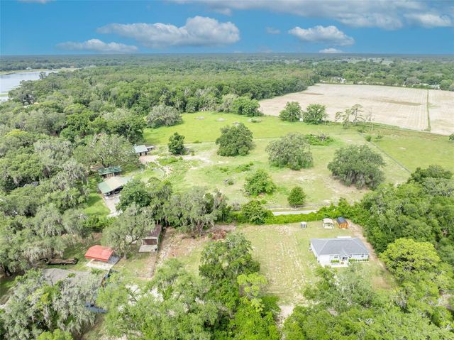 13450 SE 105TH TERRACE, Ocklawaha, FL 32179