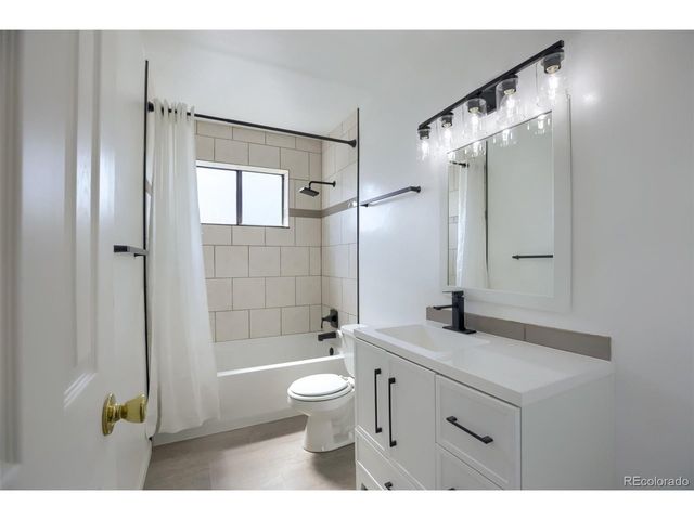 6021 Yarrow St A1, Arvada, CO 80004