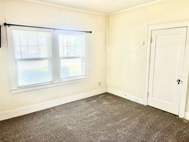 106 Walnut Street, Terrell, TX 75160