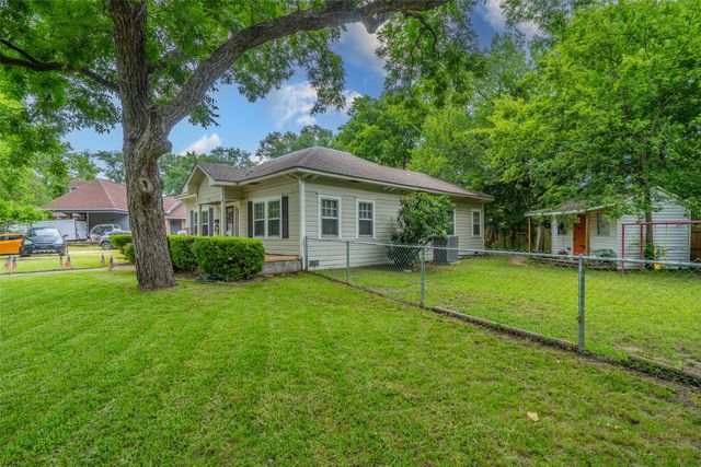 106 Walnut Street, Terrell, TX 75160