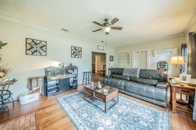 106 Walnut Street, Terrell, TX 75160