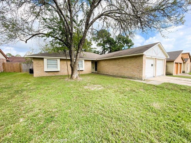 5615 Lynngate Drive, Spring, TX 77373