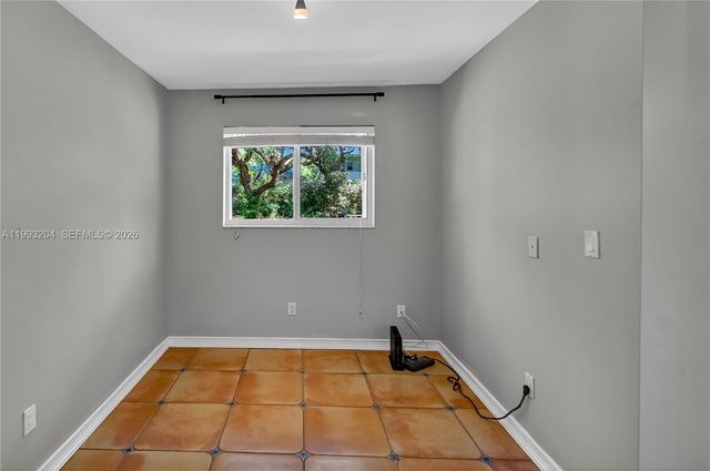 6767 SW 154th St, Palmetto Bay, FL 33157