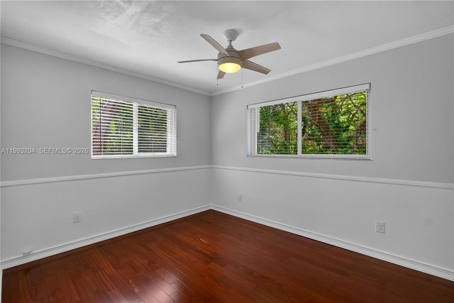 6767 SW 154th St, Palmetto Bay, FL 33157