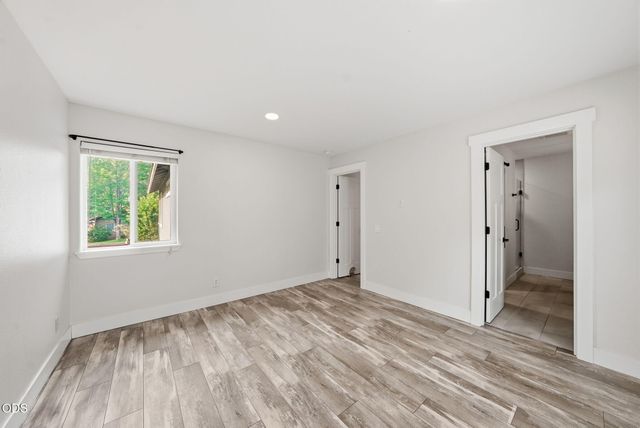 1564 NW Elgin Avenue, Bend, OR 97703