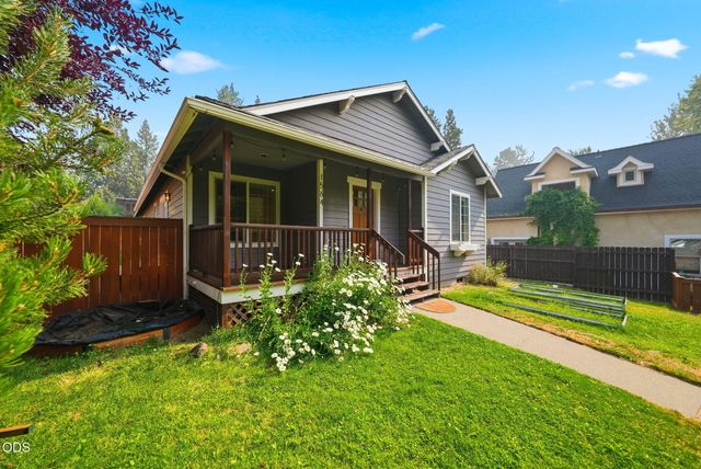 1564 NW Elgin Avenue, Bend, OR 97703