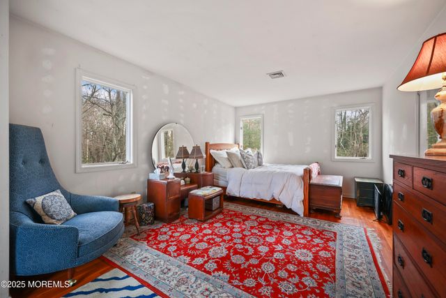 206 Lake Avenue, Island Heights, NJ 08732