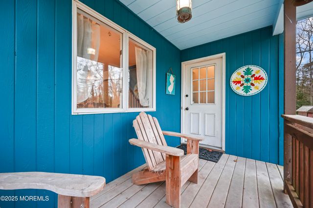 206 Lake Avenue, Island Heights, NJ 08732