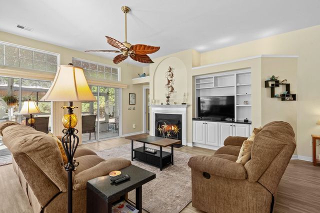 138 Seville Dr., Murrells Inlet, SC 29576