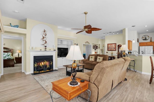 138 Seville Dr., Murrells Inlet, SC 29576