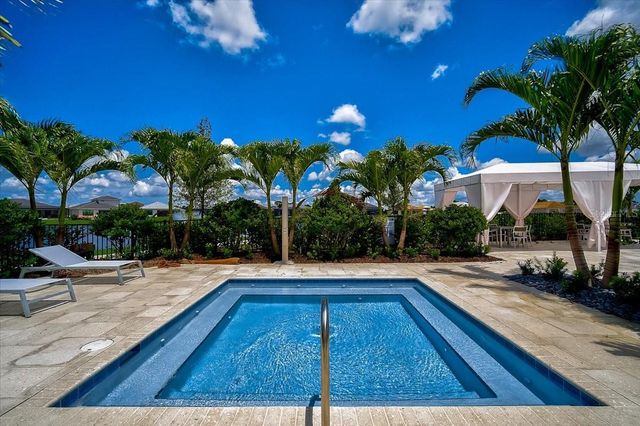 5032 KIVA CIRCLE, Bradenton, FL 34211