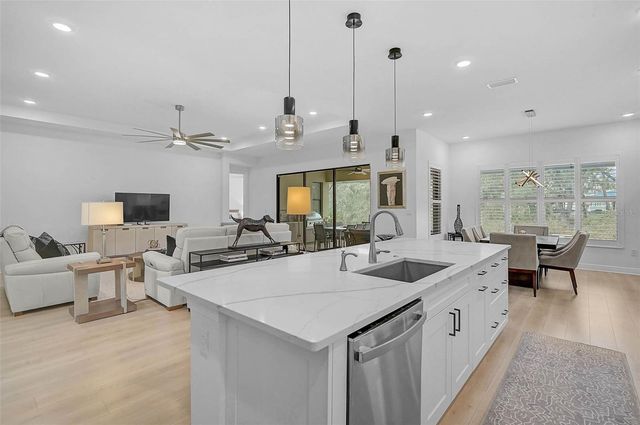 5032 KIVA CIRCLE, Bradenton, FL 34211