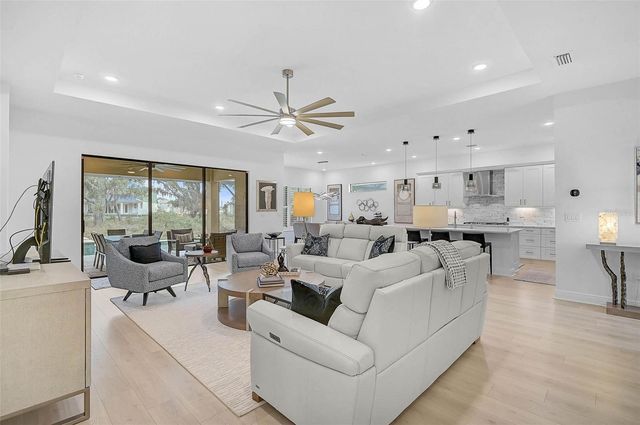 5032 KIVA CIRCLE, Bradenton, FL 34211