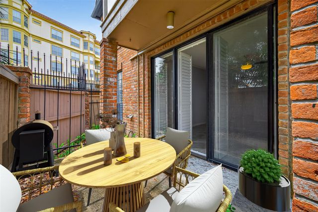 2400 N Braeswood Boulevard 129, Houston, TX 77030