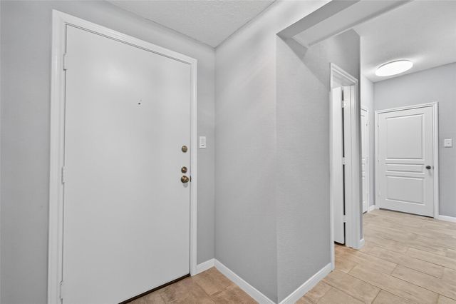 2400 N Braeswood Boulevard 129, Houston, TX 77030