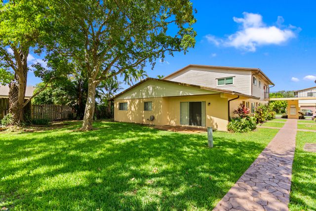 3709 NW 84th Avenue, Sunrise, FL 33351