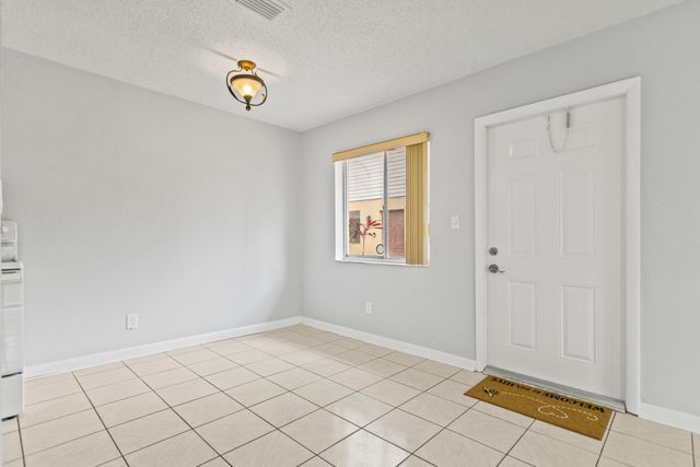 3709 NW 84th Avenue, Sunrise, FL 33351