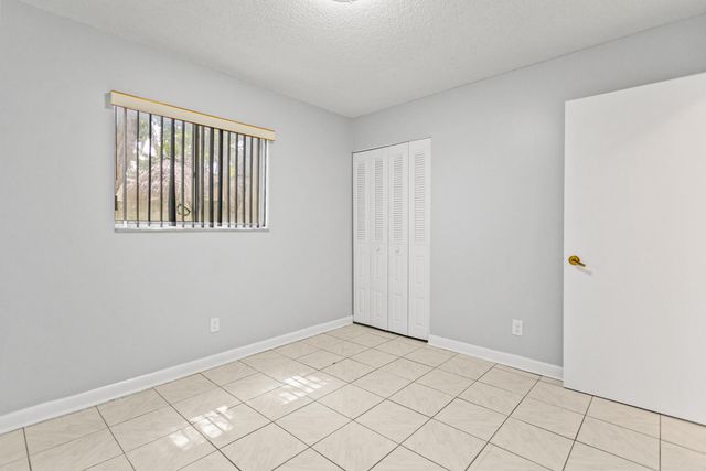 3709 NW 84th Avenue, Sunrise, FL 33351