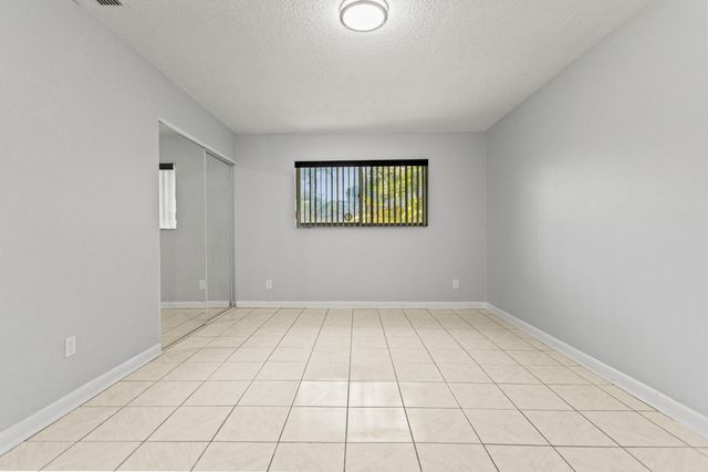 3709 NW 84th Avenue, Sunrise, FL 33351