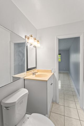 3709 NW 84th Avenue, Sunrise, FL 33351