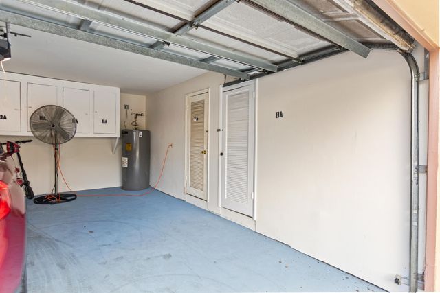 3709 NW 84th Avenue, Sunrise, FL 33351