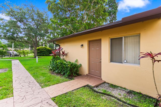 3709 NW 84th Avenue, Sunrise, FL 33351