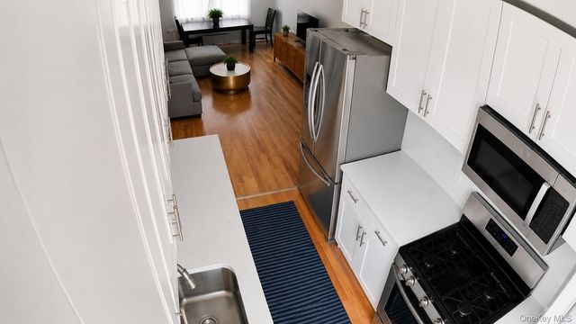 141-03 Union Turnpike 3J, Flushing, NY 11367