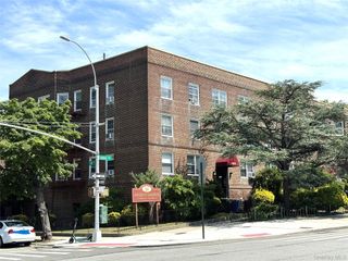 141-03 Union Turnpike 3J, Flushing, NY 11367