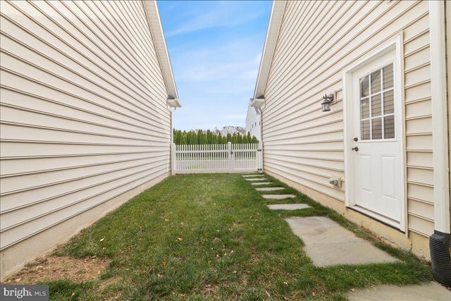 3838 JACOB STOUT RD, Doylestown, PA 18902