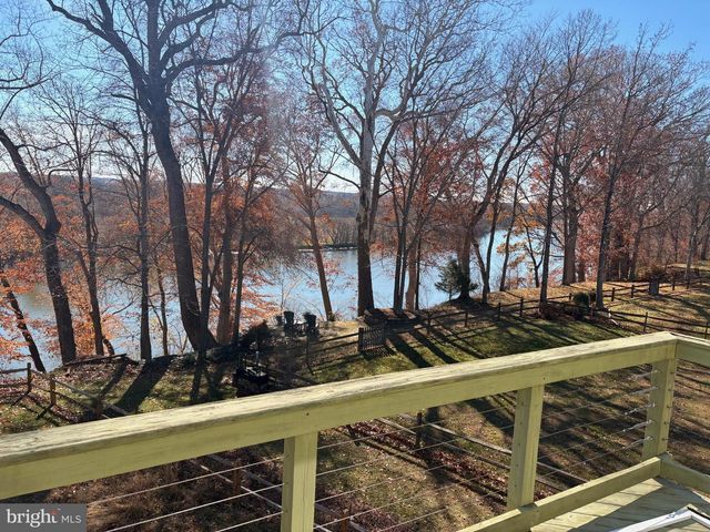 110 OLD LANDING CT, Fredericksburg, VA 22405