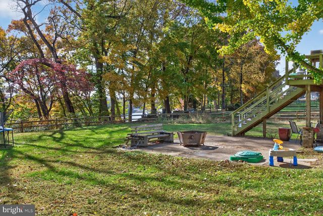 110 OLD LANDING CT, Fredericksburg, VA 22405