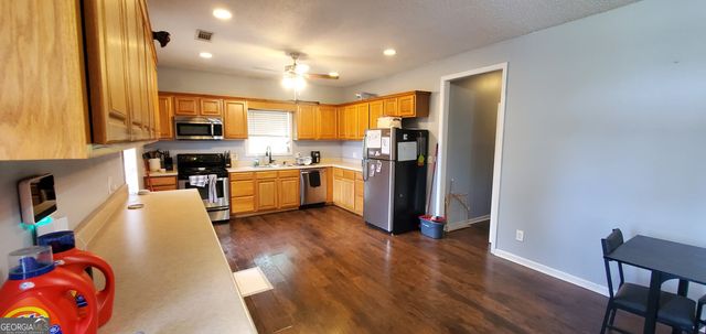 38 W Highway 46, Lyons, GA 30436