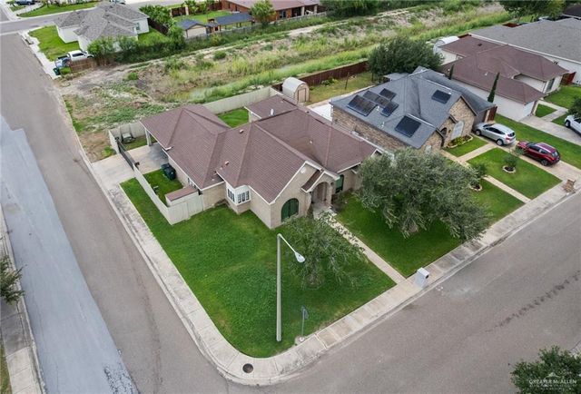 1806 E Flora Avenue, Hidalgo, TX 78557