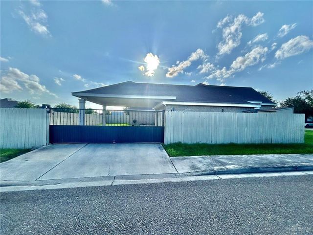 1806 E Flora Avenue, Hidalgo, TX 78557