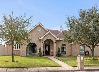 1806 E Flora Avenue, Hidalgo, TX 78557