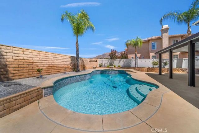 6680 Summertrail, Highland, CA 92346