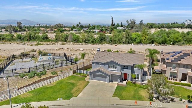 6680 Summertrail, Highland, CA 92346