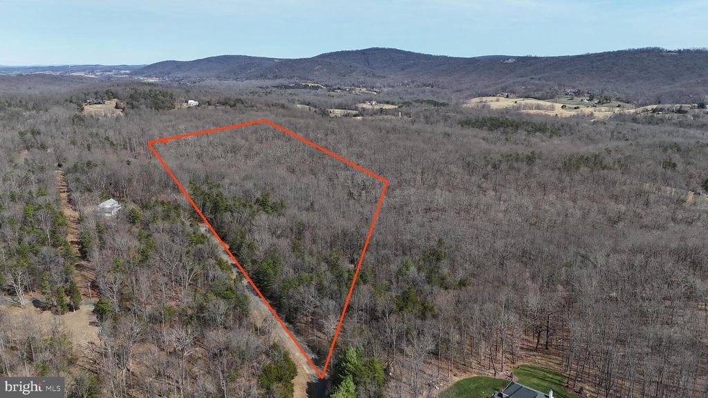 LOT 2 CHIMNEY OAKS CT, Marshall, VA 20115