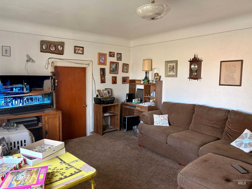 287 Falls Avenue West, Twin Falls, ID 83301 photo 4