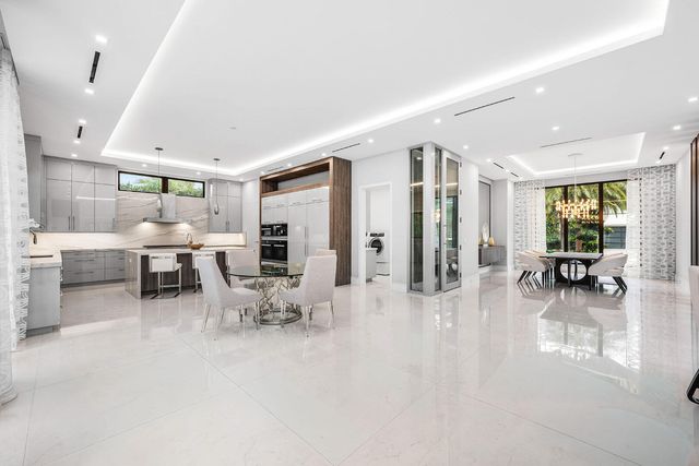 2391 Areca Palm Road, Boca Raton, FL 33432