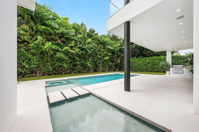 2391 Areca Palm Road, Boca Raton, FL 33432