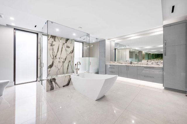 2391 Areca Palm Road, Boca Raton, FL 33432