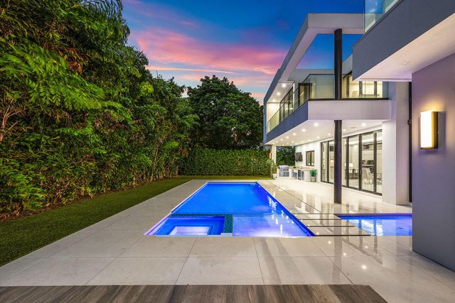 2391 Areca Palm Road, Boca Raton, FL 33432