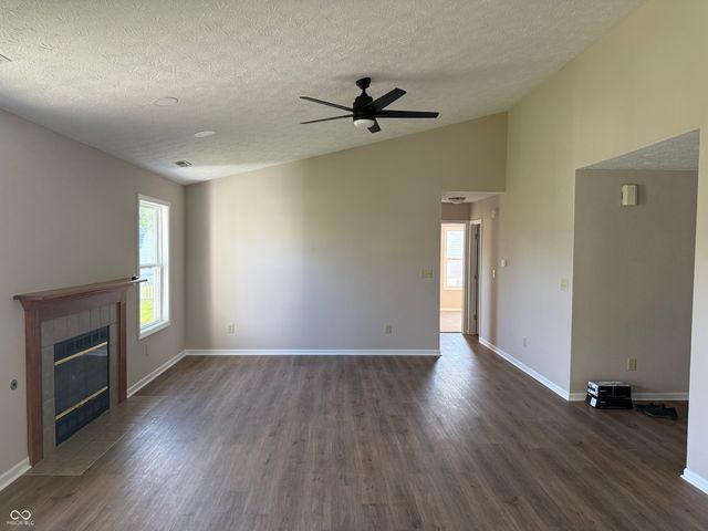 913 Delegate Drive, Shelbyville, IN 46176