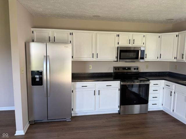 913 Delegate Drive, Shelbyville, IN 46176