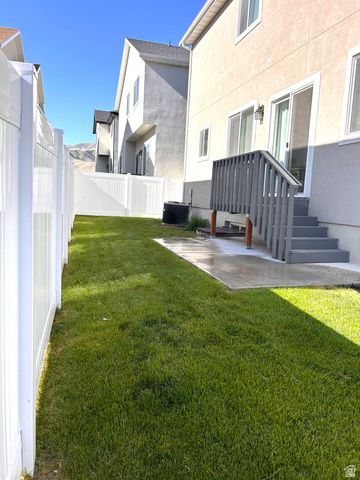 4728 E LAKE CORNER DR, Eagle Mountain, UT 84005