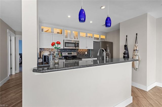 40 Rader St Apt 510, Norfolk, VA 23510