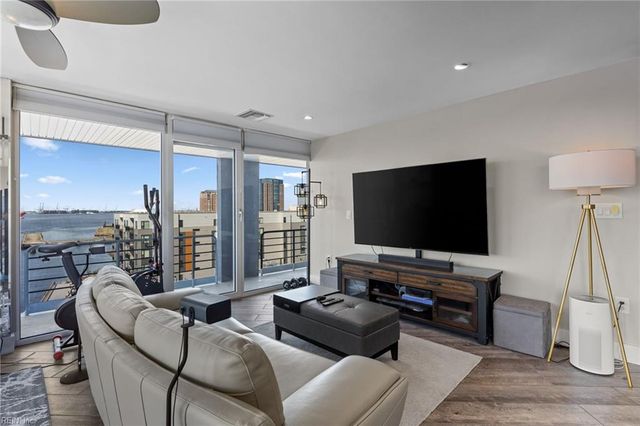 40 Rader St Apt 510, Norfolk, VA 23510