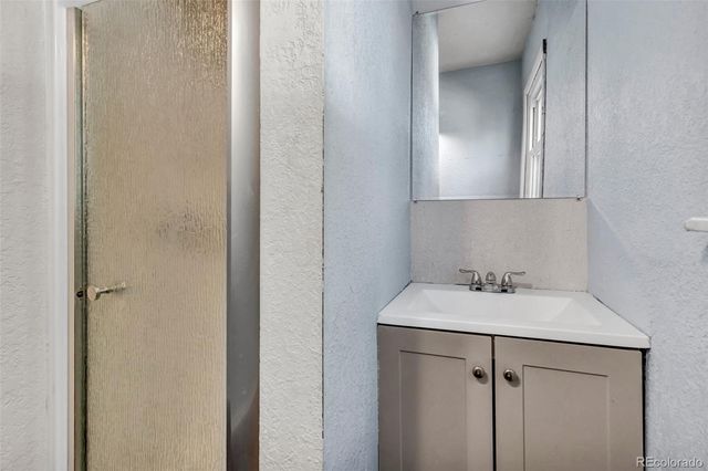 7664 King Street, Westminster, CO 80030